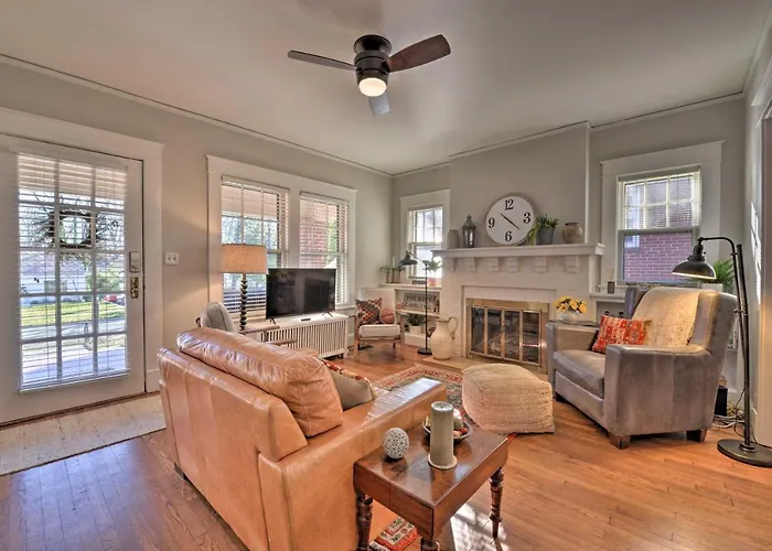 Vintage Chic Cottage < 1 Mile To Unc Greensboro!